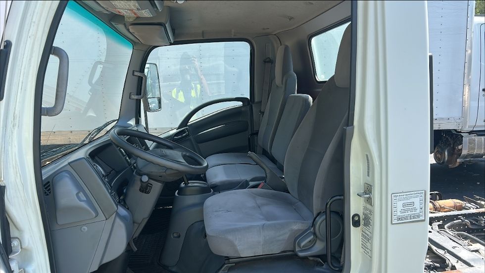 Cab and Chassis Truck-Light and Medium Duty Trucks-Isuzu-2020-NPRXD-Winston Salem-NC-139,000\n\t\tmiles-$ 19,000 - Image 11
