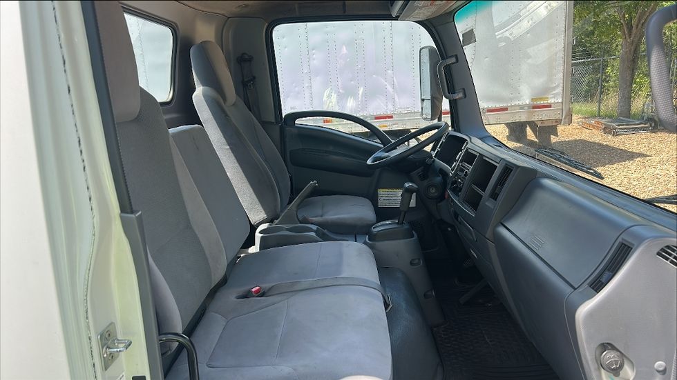 Cab and Chassis Truck-Light and Medium Duty Trucks-Isuzu-2020-NPRXD-Winston Salem-NC-139,000\n\t\tmiles-$ 19,000 - Image 14