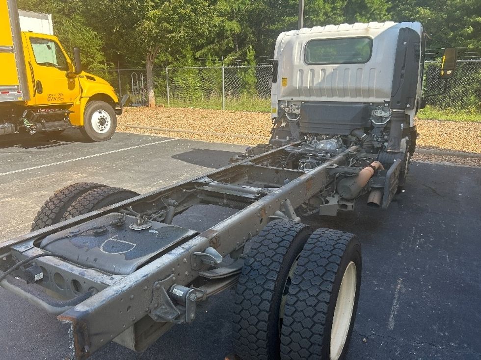 Cab and Chassis Truck-Light and Medium Duty Trucks-Isuzu-2020-NPRXD-Winston Salem-NC-139,000\n\t\tmiles-$ 19,000 - Image 7