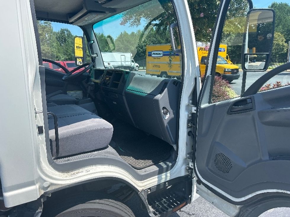 Cab and Chassis Truck-Light and Medium Duty Trucks-Isuzu-2020-NPRXD-Winston Salem-NC-139,262\n\t\tmiles-$ 38,750 - Image 14