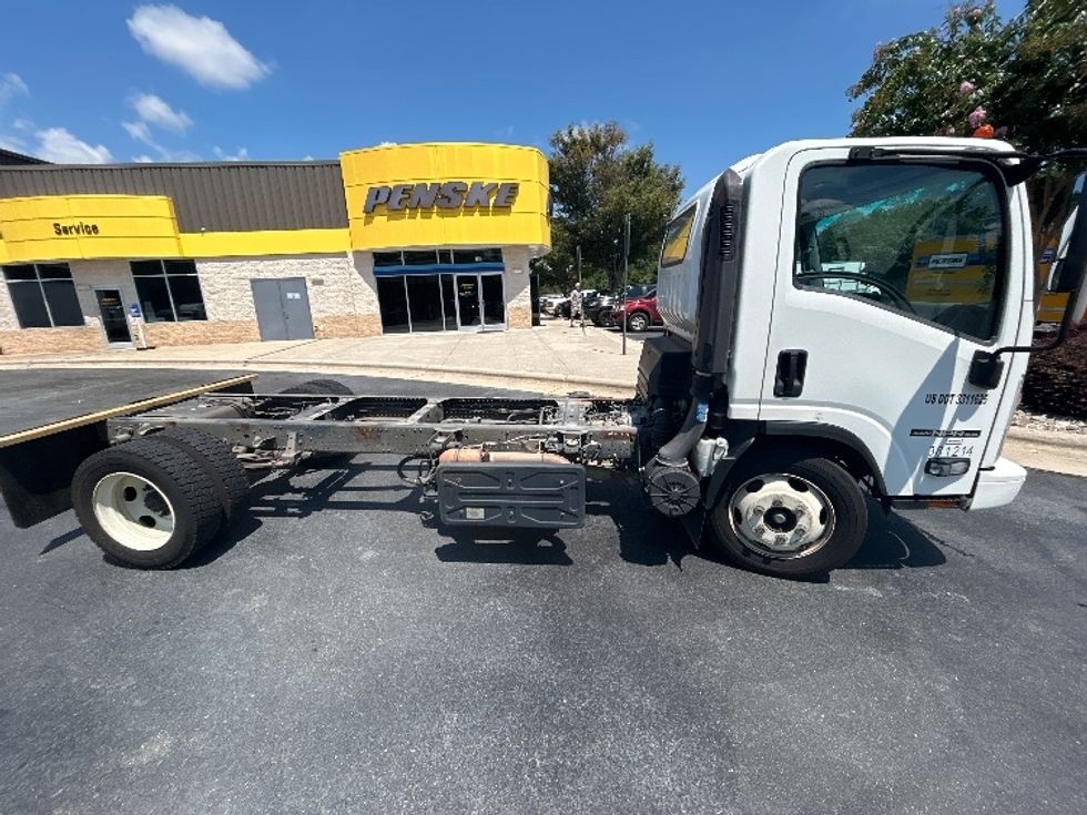 Cab and Chassis Truck-Light and Medium Duty Trucks-Isuzu-2020-NPRXD-Winston Salem-NC-139,262\n\t\tmiles-$ 38,750 - Image 9