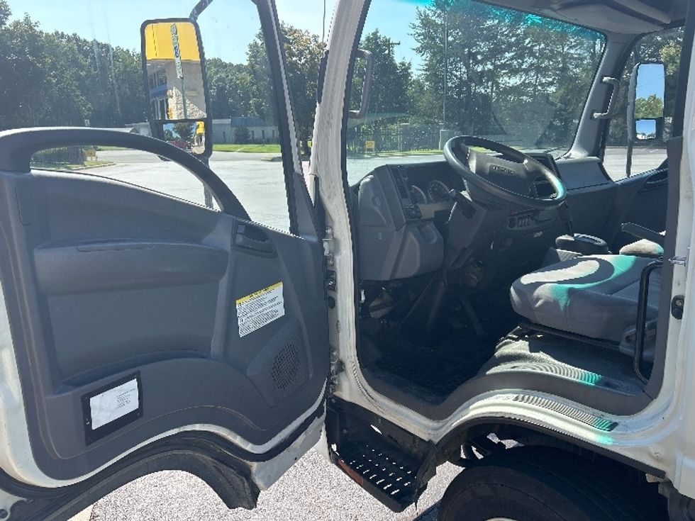 Cab and Chassis Truck-Light and Medium Duty Trucks-Isuzu-2020-NPRXD-Winston Salem-NC-153,260\n\t\tmiles-$ 33,750 - Image 10