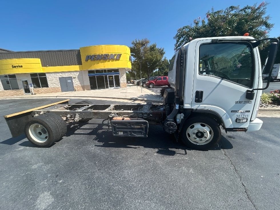 Cab and Chassis Truck-Light and Medium Duty Trucks-Isuzu-2020-NPRXD-Winston Salem-NC-153,260\n\t\tmiles-$ 33,750 - Image 9