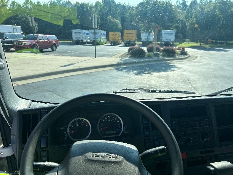 Cab and Chassis Truck-Light and Medium Duty Trucks-Isuzu-2020-NPRXD-Winston Salem-NC-193,306\n\t\tmiles-$ 25,500 - Image 12