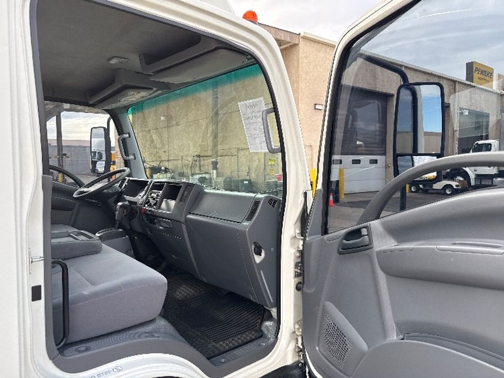 Cab and Chassis Truck-Light and Medium Duty Trucks-Isuzu-2021-NPR-Phoenix-AZ-120,922\n\t\tmiles-$ 39,750 - Image 15