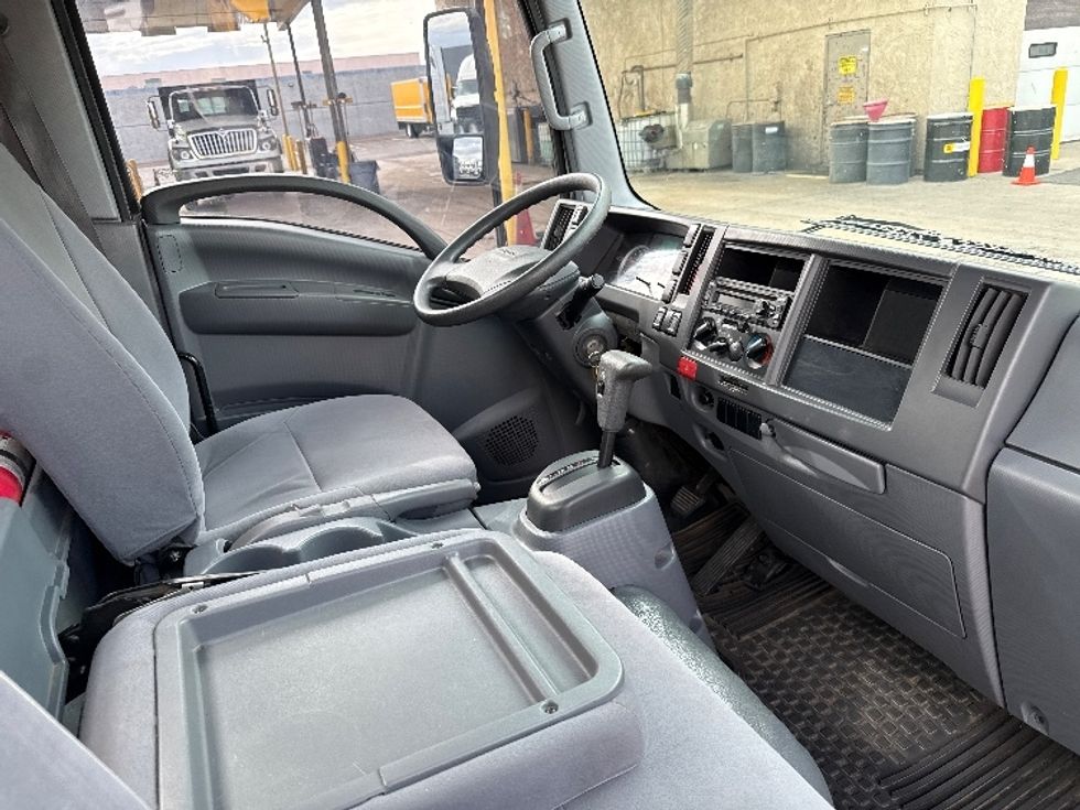 Cab and Chassis Truck-Light and Medium Duty Trucks-Isuzu-2021-NPR-Phoenix-AZ-120,922\n\t\tmiles-$ 39,750 - Image 17