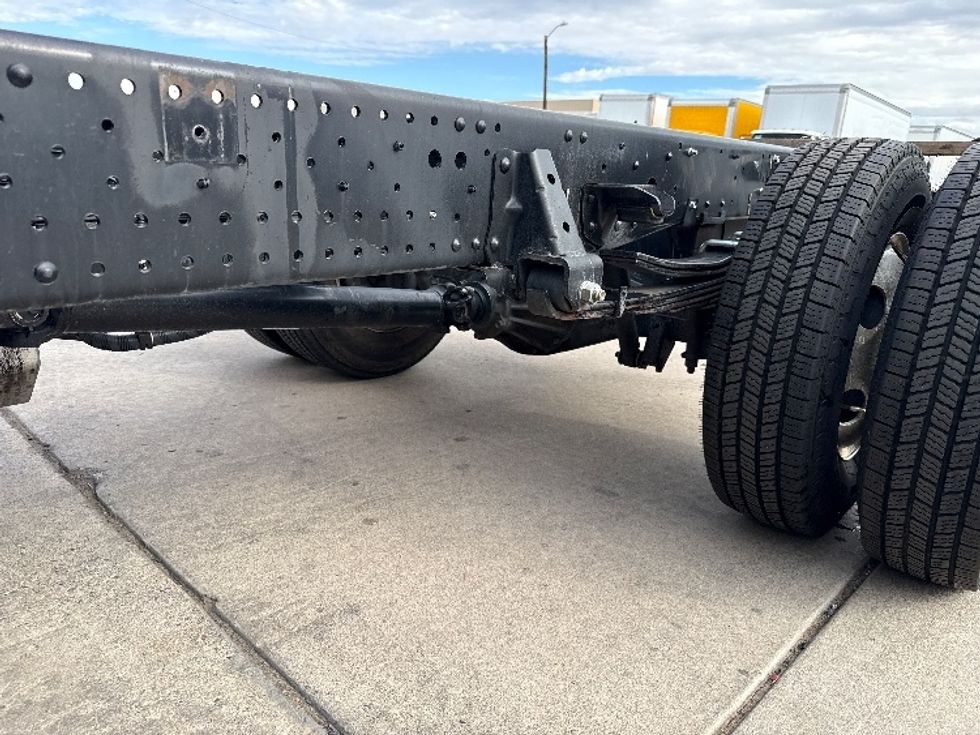 Cab and Chassis Truck-Light and Medium Duty Trucks-Isuzu-2021-NPR-Phoenix-AZ-120,922\n\t\tmiles-$ 39,750 - Image 5