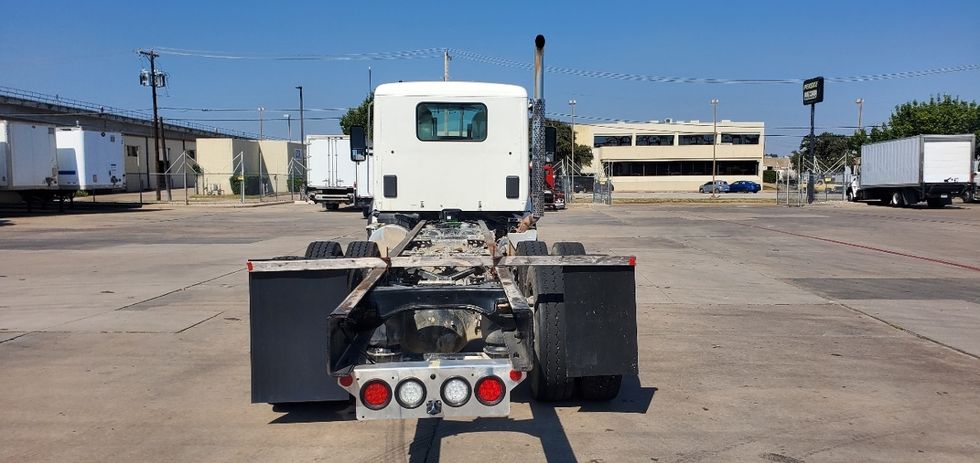 Cab and Chassis Truck-Light and Medium Duty Trucks-Kenworth-2018-T880-Fort Worth-TX-309,633\n\t\tmiles-$ 75,750 - Image 6