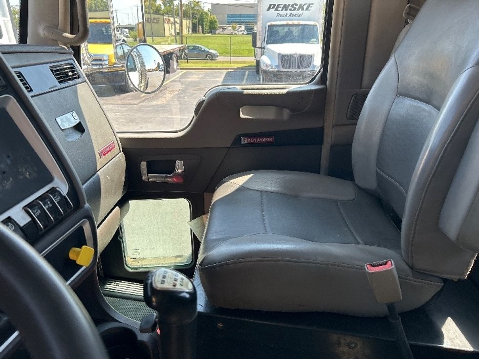 2018 Kenworth T880 photo 14