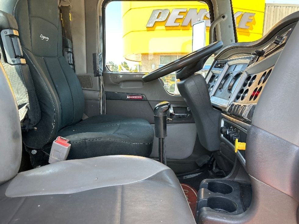 2018 Kenworth T880 photo 17