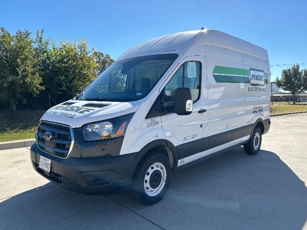 Cargo Van (Panel Van)-Alternative Fuel Trucks & Tractors-Ford-2022-TRAN350E-Arlington-TX-14,305\n\t\tmiles-$ 39,000 - Image 3