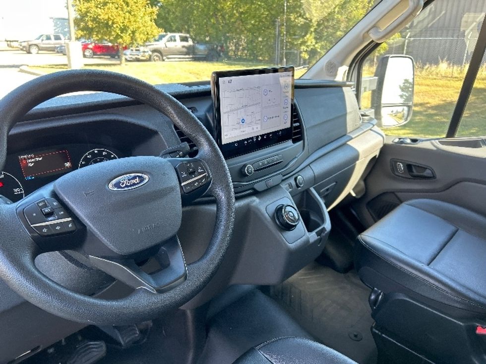 Cargo Van (Panel Van)-Alternative Fuel Trucks & Tractors-Ford-2022-TRAN350E-Arlington-TX-16,944\n\t\tmiles-$ 39,000 - Image 13