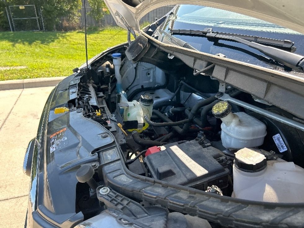 Cargo Van (Panel Van)-Alternative Fuel Trucks & Tractors-Ford-2022-TRAN350E-Arlington-TX-26,194\n\t\tmiles-$ 37,250 - Image 22