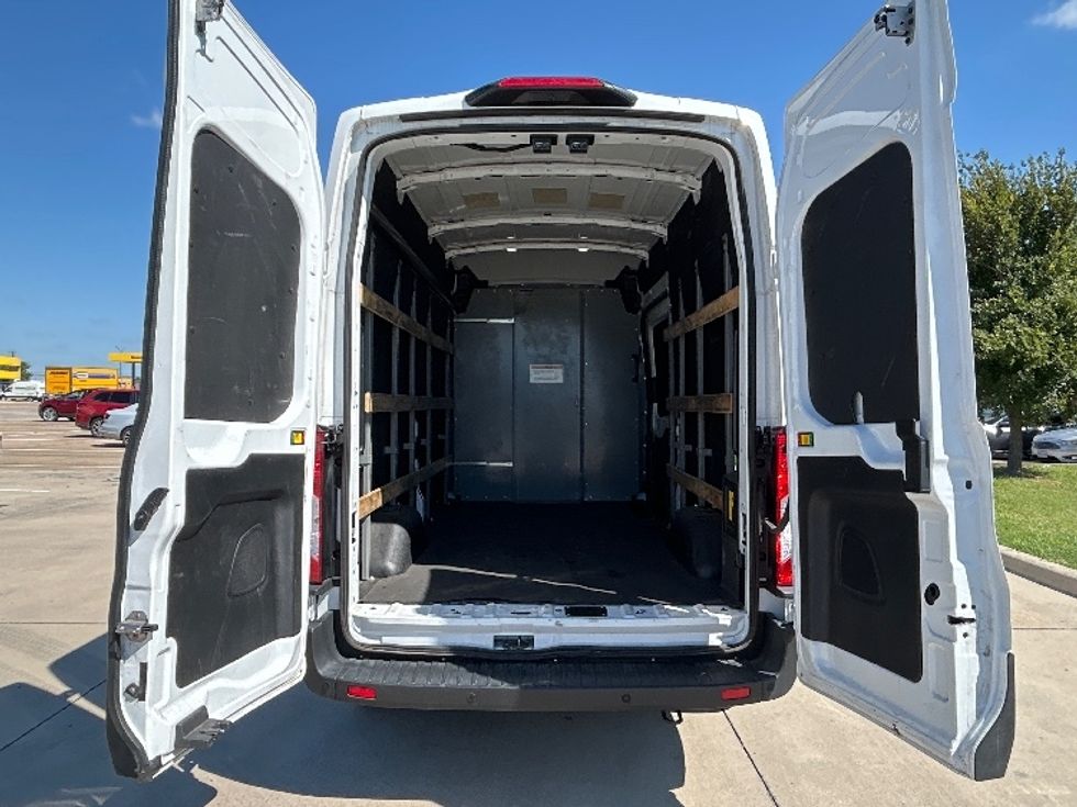 Cargo Van (Panel Van)-Alternative Fuel Trucks & Tractors-Ford-2022-TRAN350E-Arlington-TX-26,194\n\t\tmiles-$ 37,250 - Image 8
