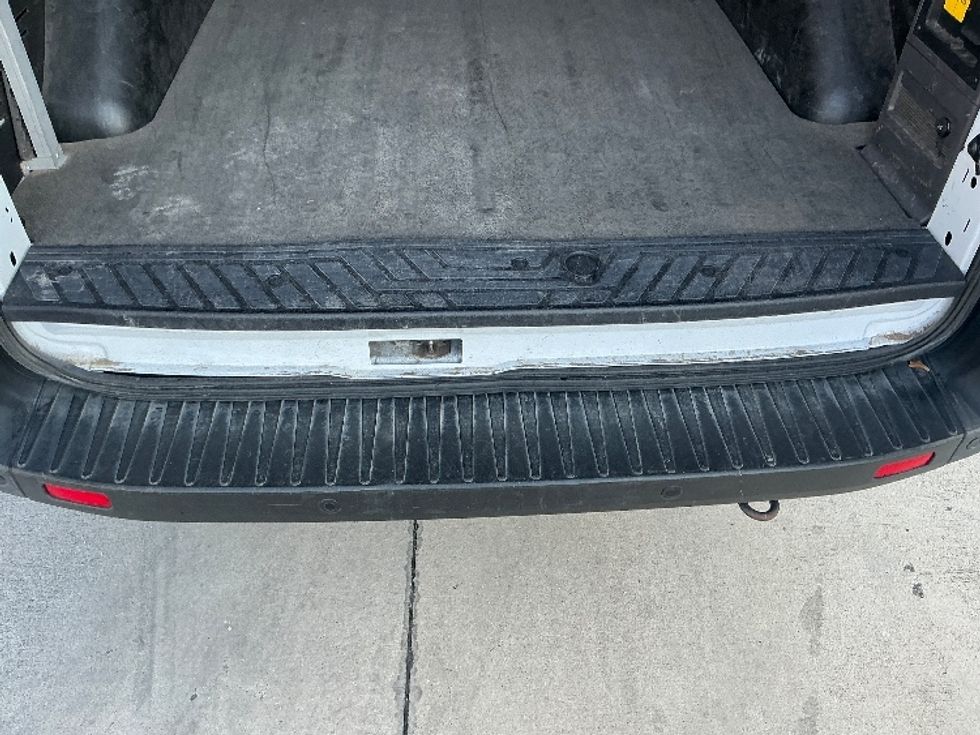 Cargo Van (Panel Van)-Alternative Fuel Trucks & Tractors-Ford-2022-TRAN350E-Arlington-TX-45,194\n\t\tmiles-$ 37,250 - Image 9