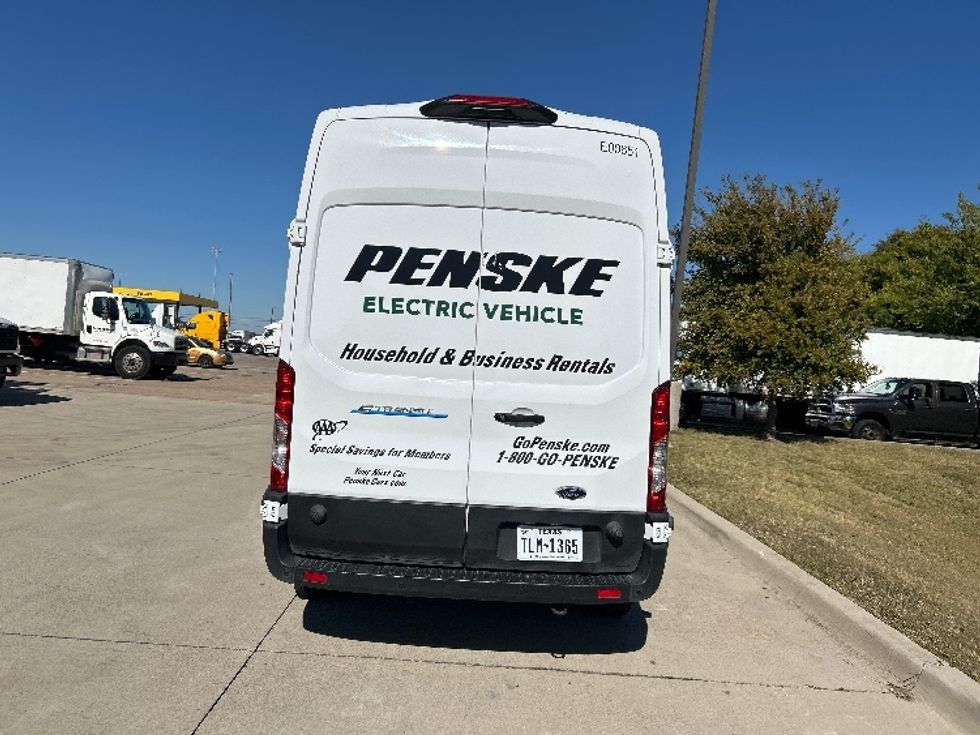 Cargo Van (Panel Van)-Alternative Fuel Trucks & Tractors-Ford-2022-TRAN350E-Arlington-TX-49,181\n\t\tmiles-$ 37,000 - Image 5