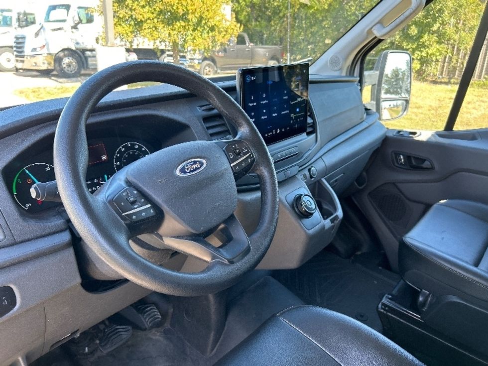 Cargo Van (Panel Van)-Alternative Fuel Trucks & Tractors-Ford-2022-TRAN350E-Arlington-TX-52,763\n\t\tmiles-$ 35,500 - Image 13