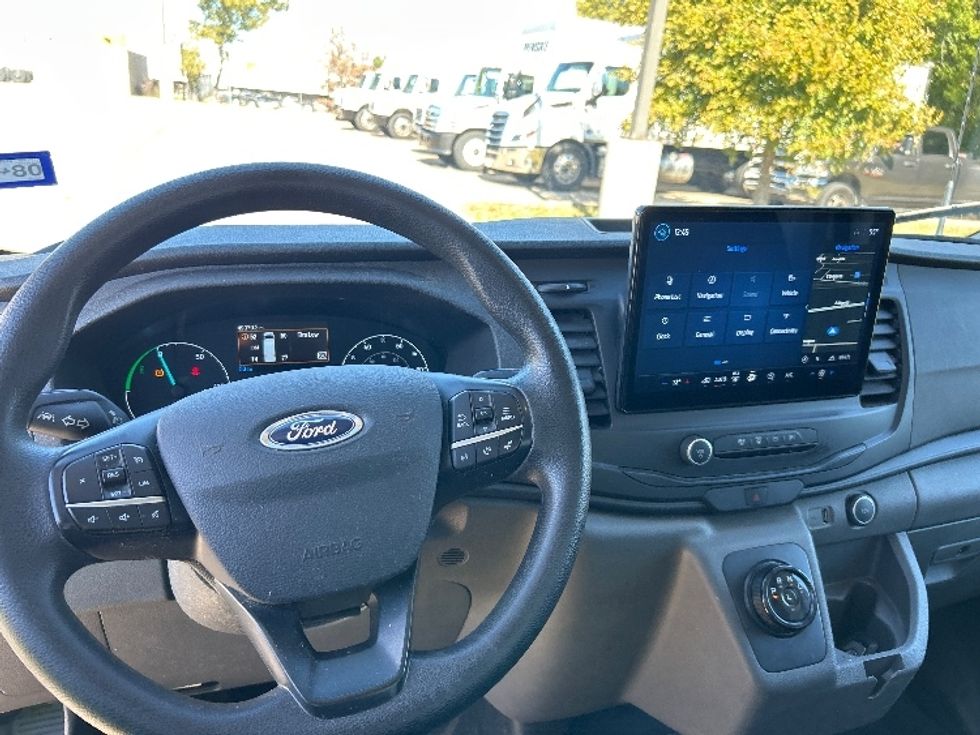 Cargo Van (Panel Van)-Alternative Fuel Trucks & Tractors-Ford-2022-TRAN350E-Arlington-TX-52,763\n\t\tmiles-$ 35,500 - Image 14