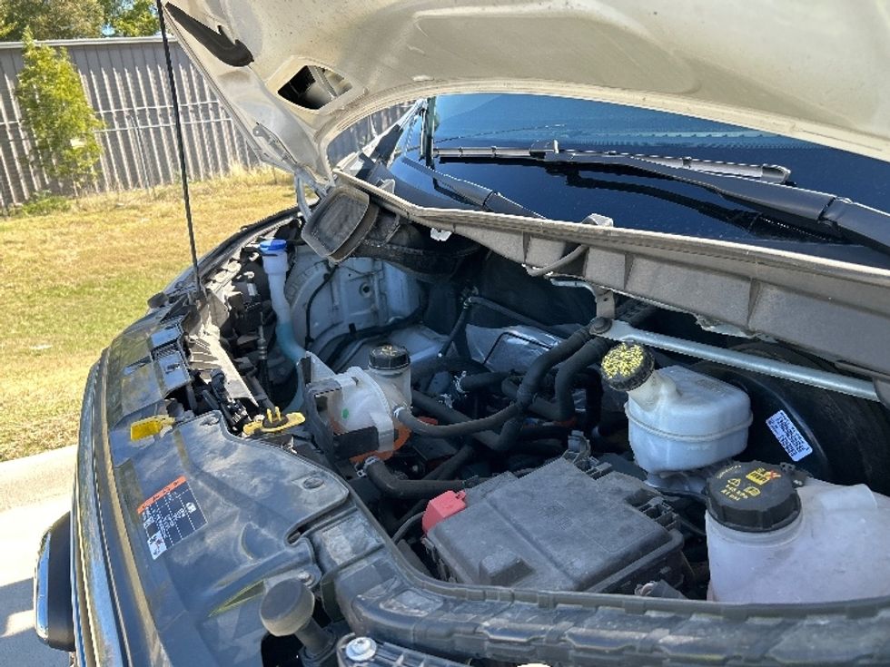 Cargo Van (Panel Van)-Alternative Fuel Trucks & Tractors-Ford-2022-TRAN350E-Arlington-TX-52,763\n\t\tmiles-$ 35,500 - Image 20