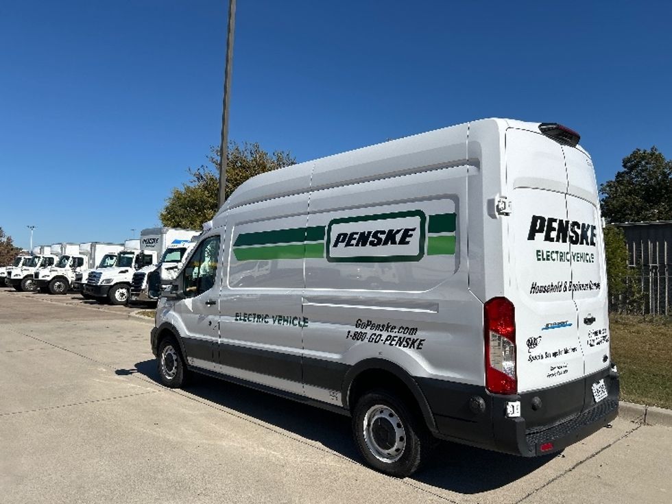 Cargo Van (Panel Van)-Alternative Fuel Trucks & Tractors-Ford-2022-TRAN350E-Arlington-TX-52,763\n\t\tmiles-$ 35,500 - Image 4