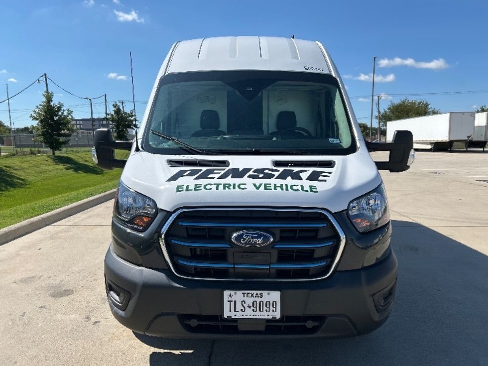 Cargo Van (Panel Van)-Alternative Fuel Trucks & Tractors-Ford-2022-TRAN350E-Arlington-TX-7,966\n\t\tmiles-$ 38,500 - Image 2