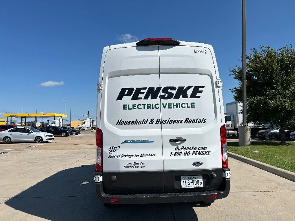 Cargo Van (Panel Van)-Alternative Fuel Trucks & Tractors-Ford-2022-TRAN350E-Arlington-TX-7,966\n\t\tmiles-$ 38,500 - Image 7