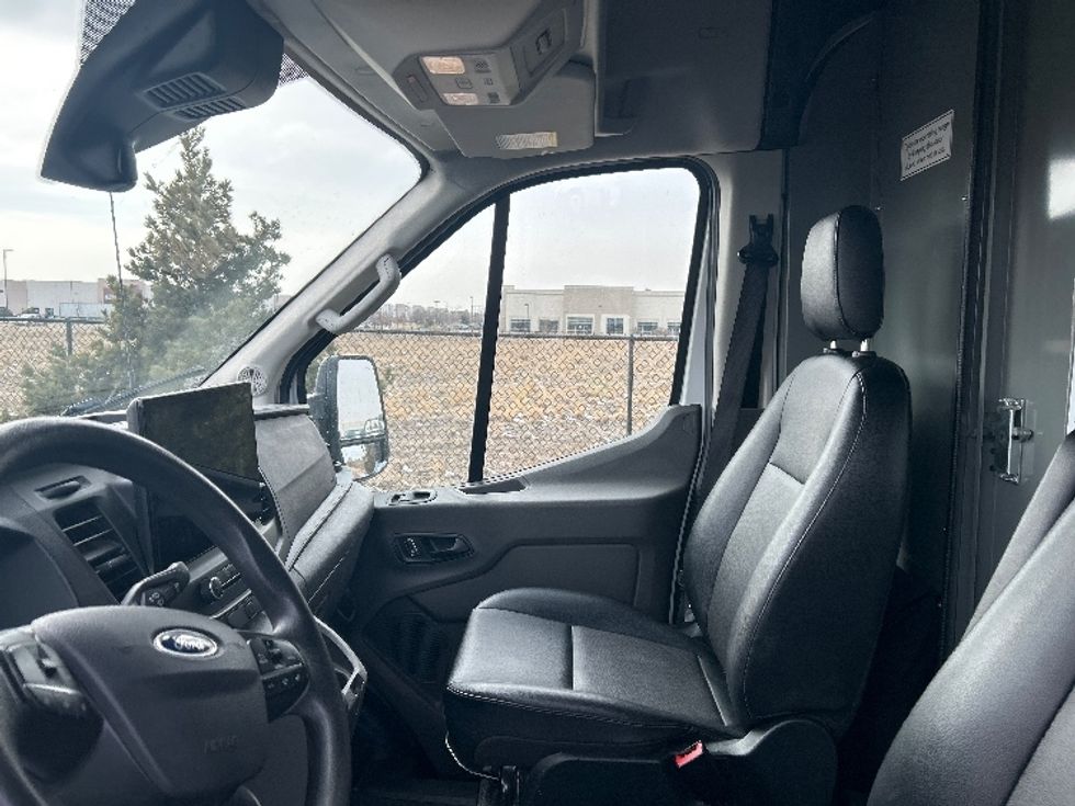 Cargo Van (Panel Van)-Alternative Fuel Trucks & Tractors-Ford-2022-TRAN350E-Aurora-CO-22,919\n\t\tmiles-$ 40,000 - Image 17