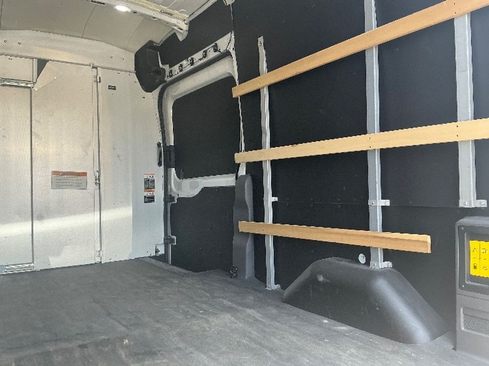 Cargo Van (Panel Van)-Alternative Fuel Trucks & Tractors-Ford-2022-TRAN350E-Austin-TX-4,765\n\t\tmiles-$ 38,750 - Image 11
