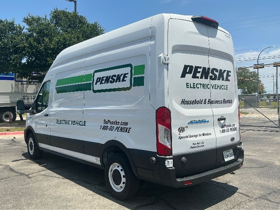 Cargo Van (Panel Van)-Alternative Fuel Trucks & Tractors-Ford-2022-TRAN350E-Austin-TX-4,765\n\t\tmiles-$ 38,750 - Image 5