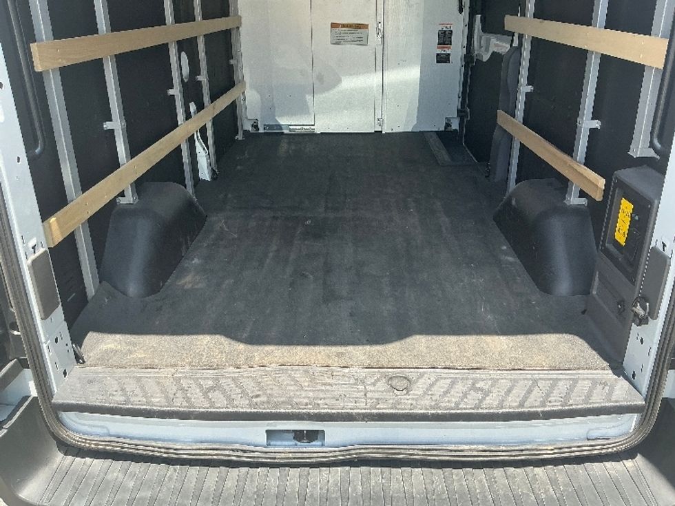 Cargo Van (Panel Van)-Alternative Fuel Trucks & Tractors-Ford-2022-TRAN350E-Austin-TX-4,765\n\t\tmiles-$ 38,750 - Image 9