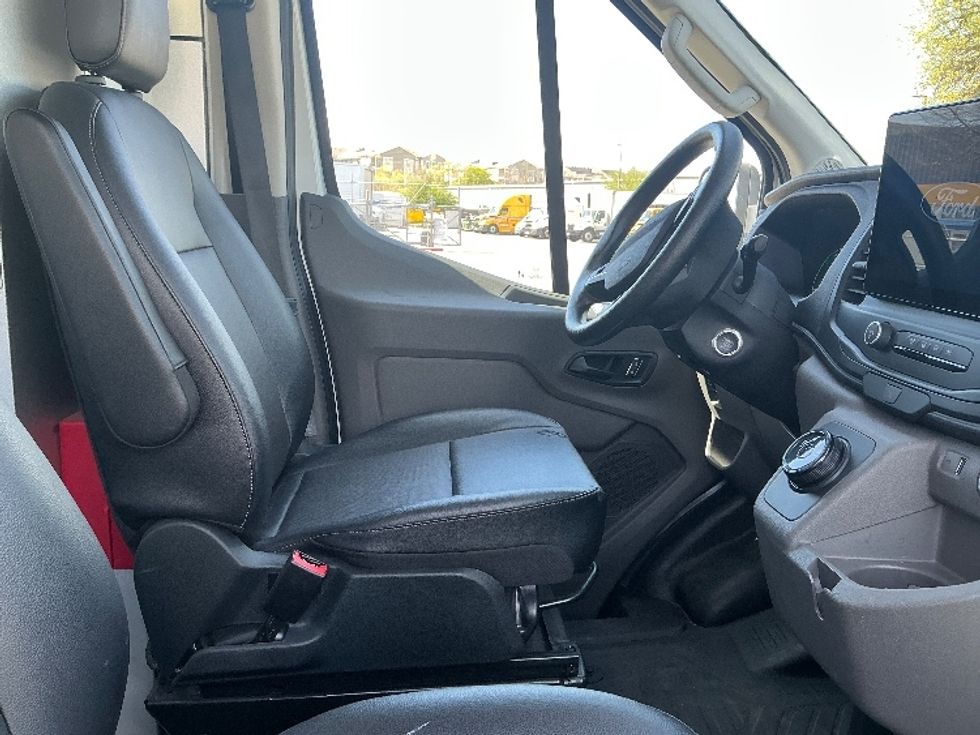 Cargo Van (Panel Van)-Alternative Fuel Trucks & Tractors-Ford-2022-TRAN350E-Austin-TX-5,417\n\t\tmiles-$ 34,000 - Image 20