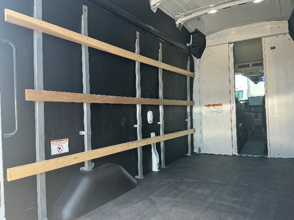 Cargo Van (Panel Van)-Alternative Fuel Trucks & Tractors-Ford-2022-TRAN350E-Austin-TX-6,031\n\t\tmiles-$ 33,750 - Image 10