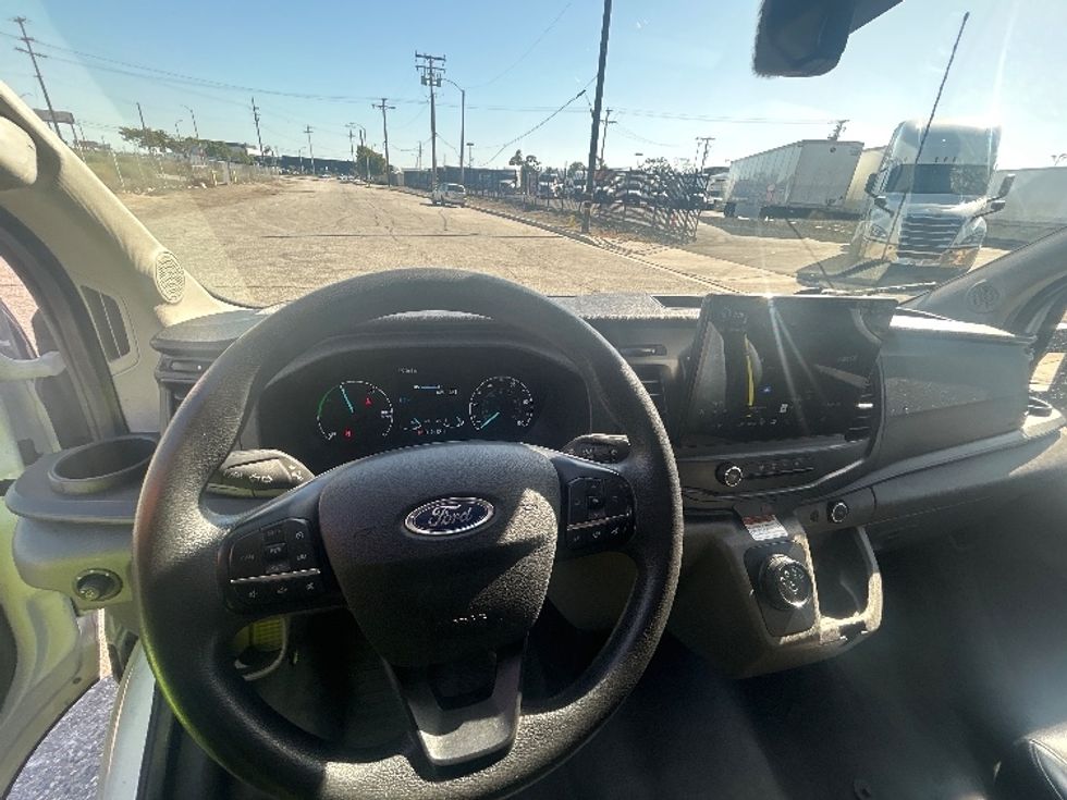 Cargo Van (Panel Van)-Alternative Fuel Trucks & Tractors-Ford-2022-TRAN350E-Carson-CA-37,829\n\t\tmiles-$ 22,500 - Image 16