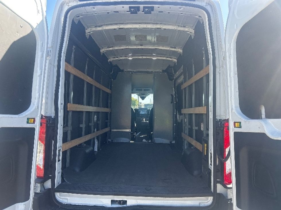 Cargo Van (Panel Van)-Alternative Fuel Trucks & Tractors-Ford-2022-TRAN350E-Carson-CA-37,829\n\t\tmiles-$ 22,500 - Image 8