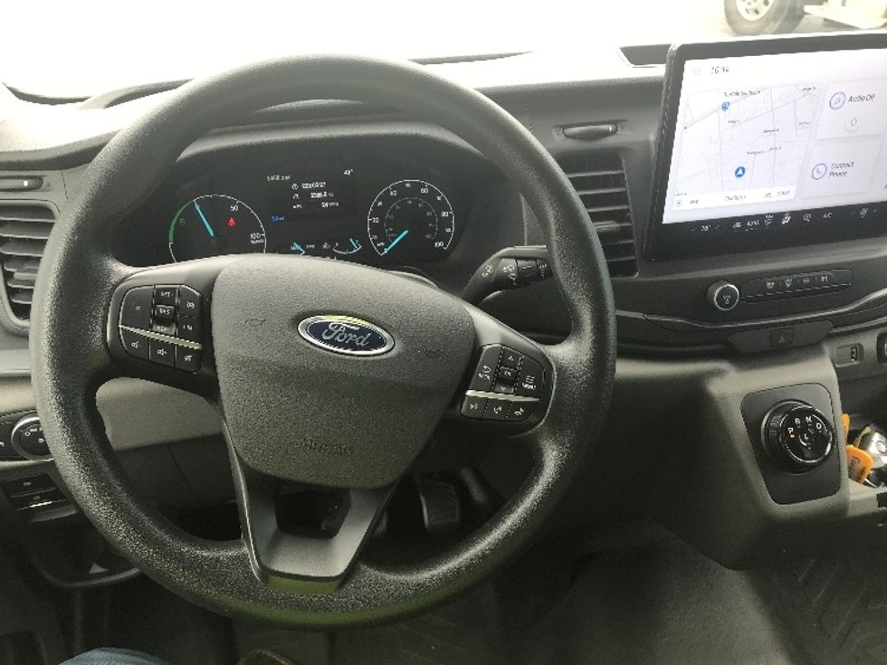 Cargo Van (Panel Van)-Alternative Fuel Trucks & Tractors-Ford-2022-TRAN350E-Charlotte-NC-5,408\n\t\tmiles-$ 41,250 - Image 15