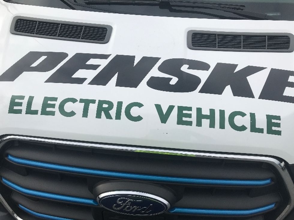 Cargo Van (Panel Van)-Alternative Fuel Trucks & Tractors-Ford-2022-TRAN350E-Charlotte-NC-5,408\n\t\tmiles-$ 41,250 - Image 23