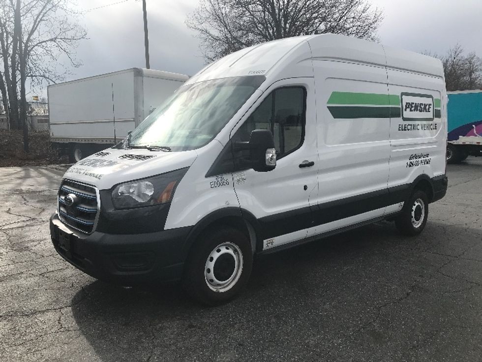 Cargo Van (Panel Van)-Alternative Fuel Trucks & Tractors-Ford-2022-TRAN350E-Charlotte-NC-5,408\n\t\tmiles-$ 41,250 - Image 3