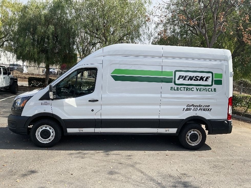 Cargo Van (Panel Van)-Alternative Fuel Trucks & Tractors-Ford-2022-TRAN350E-City Of Industry-CA-25,171\n\t\tmiles-$ 40,000 - Image 4