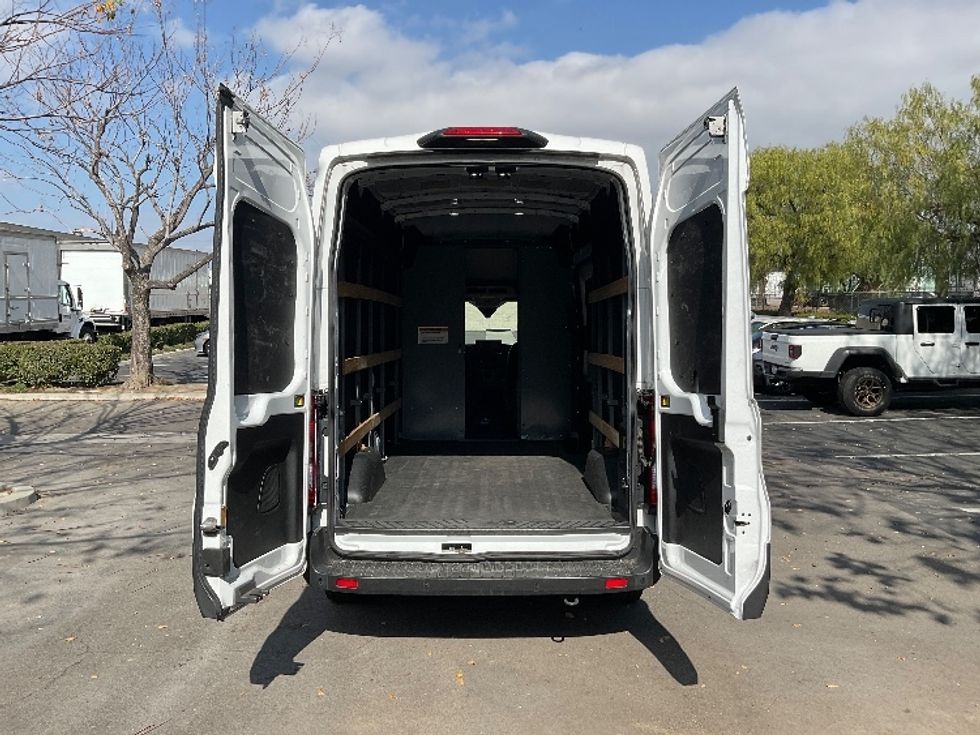 Cargo Van (Panel Van)-Alternative Fuel Trucks & Tractors-Ford-2022-TRAN350E-City Of Industry-CA-25,171\n\t\tmiles-$ 40,000 - Image 9