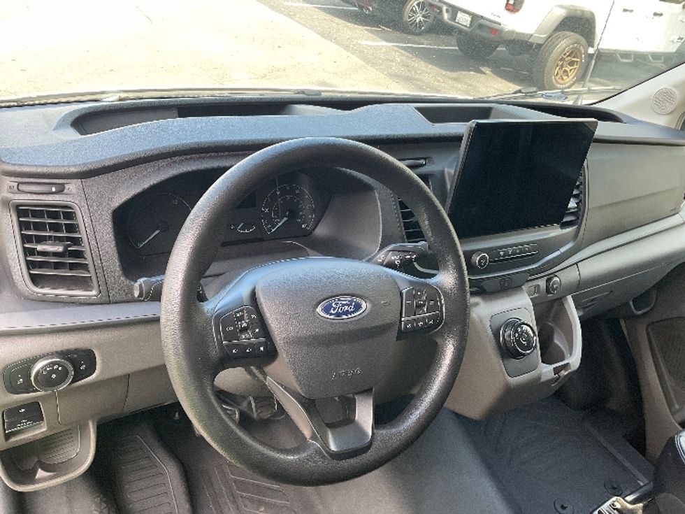 Cargo Van (Panel Van)-Alternative Fuel Trucks & Tractors-Ford-2022-TRAN350E-City Of Industry-CA-25,171\n\t\tmiles-$ 40,000 - Image 18