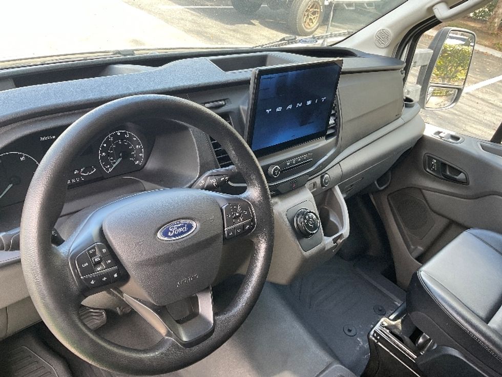 Cargo Van (Panel Van)-Alternative Fuel Trucks & Tractors-Ford-2022-TRAN350E-City Of Industry-CA-25,171\n\t\tmiles-$ 40,000 - Image 17