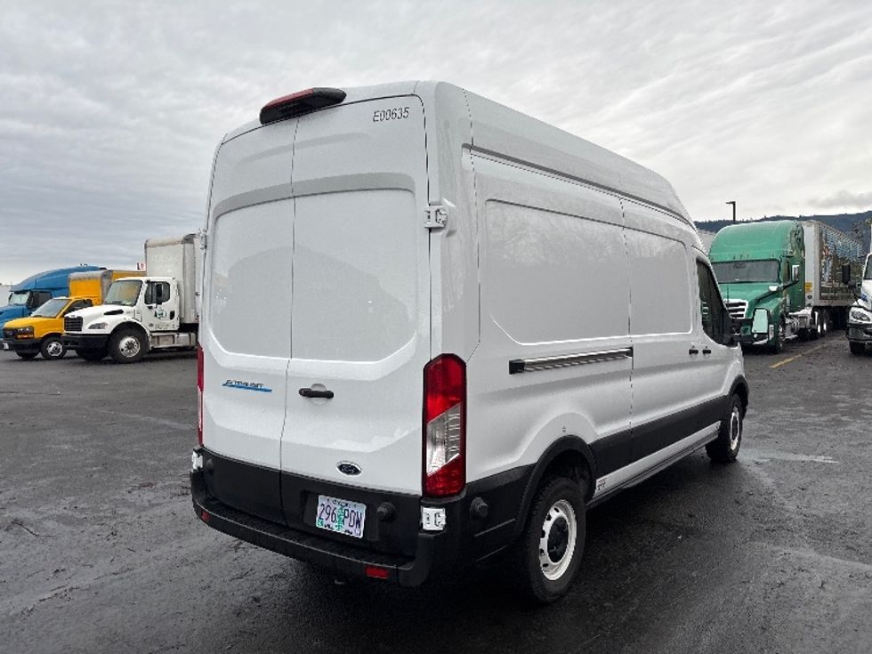 Cargo Van (Panel Van)-Alternative Fuel Trucks & Tractors-Ford-2022-TRAN350E-Clackamas-OR-14,462\n\t\tmiles-$ 42,250 - Image 12