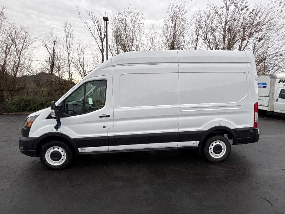 Cargo Van (Panel Van)-Alternative Fuel Trucks & Tractors-Ford-2022-TRAN350E-Clackamas-OR-14,462\n\t\tmiles-$ 42,250 - Image 4