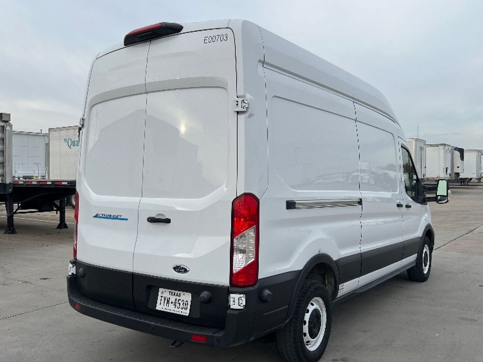 Cargo Van (Panel Van)-Alternative Fuel Trucks & Tractors-Ford-2022-TRAN350E-Dallas-TX-1,620\n\t\tmiles-$ 40,250 - Image 13