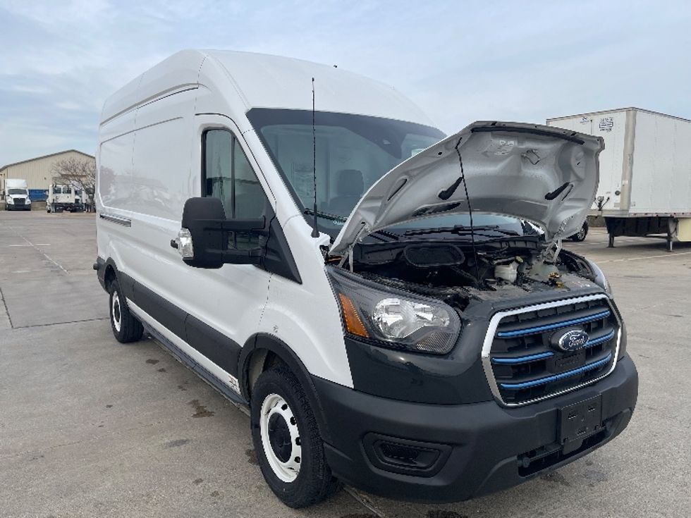 Cargo Van (Panel Van)-Alternative Fuel Trucks & Tractors-Ford-2022-TRAN350E-Dallas-TX-2,651\n\t\tmiles-$ 40,250 - Image 29