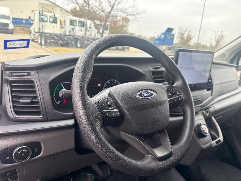 Cargo Van (Panel Van)-Alternative Fuel Trucks & Tractors-Ford-2022-TRAN350E-Dallas-TX-2,738\n\t\tmiles-$ 40,250 - Image 17