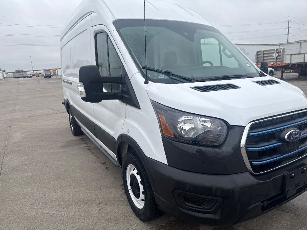 Cargo Van (Panel Van)-Alternative Fuel Trucks & Tractors-Ford-2022-TRAN350E-Dallas-TX-2,738\n\t\tmiles-$ 40,250 - Image 28
