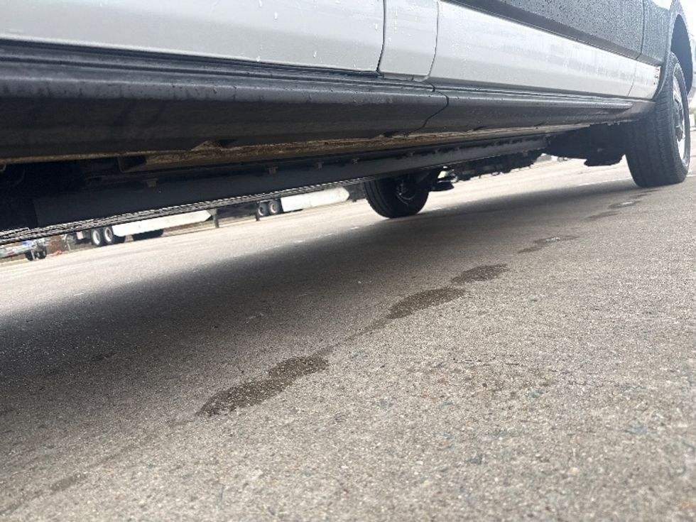 Cargo Van (Panel Van)-Alternative Fuel Trucks & Tractors-Ford-2022-TRAN350E-Dallas-TX-2,738\n\t\tmiles-$ 40,250 - Image 5