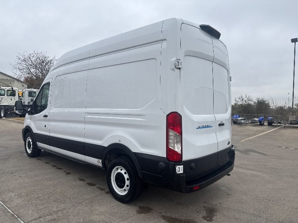 Cargo Van (Panel Van)-Alternative Fuel Trucks & Tractors-Ford-2022-TRAN350E-Dallas-TX-2,738\n\t\tmiles-$ 40,250 - Image 6