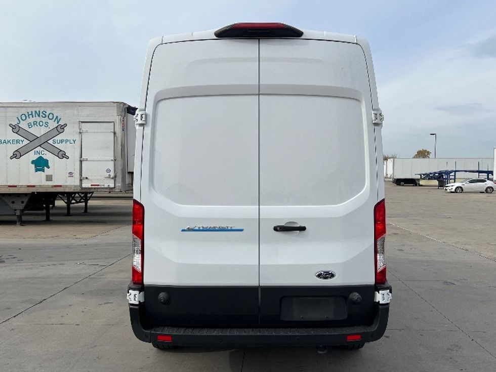 Cargo Van (Panel Van)-Alternative Fuel Trucks & Tractors-Ford-2022-TRAN350E-Dallas-TX-3,011\n\t\tmiles-$ 40,250 - Image 7